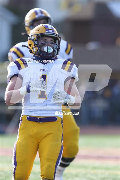 Thumbnail 2 in Scranton Prep vs. Wyomissing (PIAA AAA Quarterfinal) photogallery.