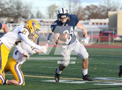 Thumbnail 2 in Scranton Prep vs. Wyomissing (PIAA AAA Quarterfinal) photogallery.