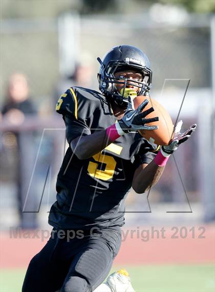 Thumbnail 1 in Justin-Siena @ Novato photogallery.