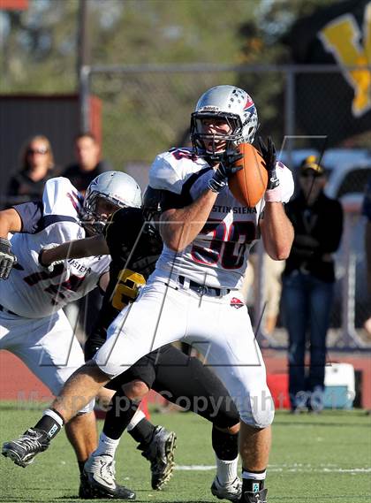 Thumbnail 1 in Justin-Siena @ Novato photogallery.