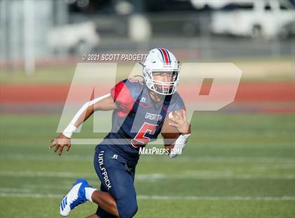 Thumbnail 2 in Etiwanda @ Great Oak photogallery.