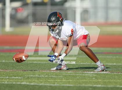 Thumbnail 3 in Etiwanda @ Great Oak photogallery.
