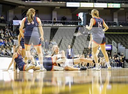 Thumbnail 3 in St. Henry vs Notre Dame (2023 9th Region Girls Basketball Tournament) photogallery.