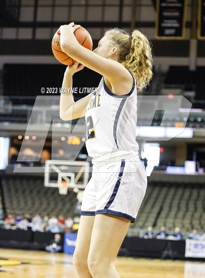 Thumbnail 3 in St. Henry vs Notre Dame (2023 9th Region Girls Basketball Tournament) photogallery.