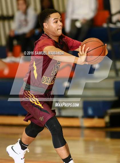 Thumbnail 3 in  El Camino Real vs Simi Valley (West Valley Thanksgiving Tip-Off Classic) photogallery.