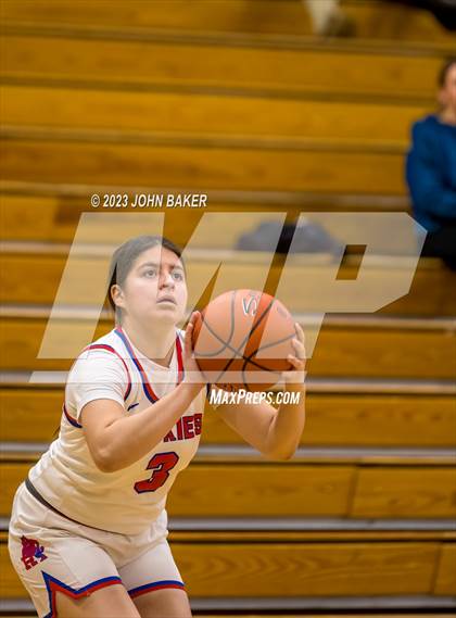 Thumbnail 3 in South Tahoe vs. Reno (Varsity Elite) photogallery.