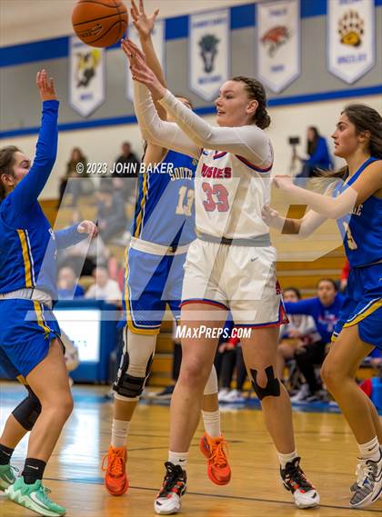 Thumbnail 2 in South Tahoe vs. Reno (Varsity Elite) photogallery.