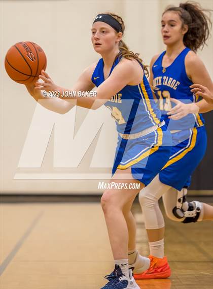 Thumbnail 2 in South Tahoe vs. Reno (Varsity Elite) photogallery.