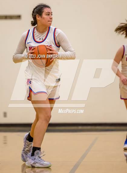 Thumbnail 1 in South Tahoe vs. Reno (Varsity Elite) photogallery.
