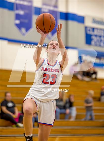 Thumbnail 1 in South Tahoe vs. Reno (Varsity Elite) photogallery.