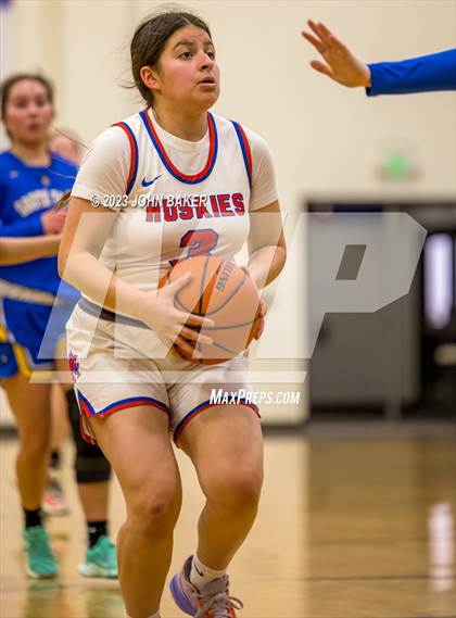 Thumbnail 2 in South Tahoe vs. Reno (Varsity Elite) photogallery.