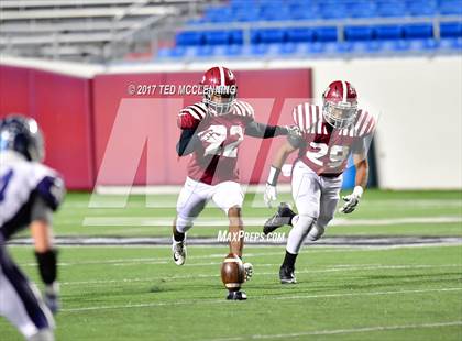 Thumbnail 1 in Greenwood vs. Pine Bluff (AAA 6A State Final) photogallery.