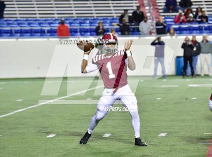 Thumbnail 2 in Greenwood vs. Pine Bluff (AAA 6A State Final) photogallery.