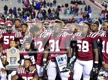 Thumbnail 2 in Greenwood vs. Pine Bluff (AAA 6A State Final) photogallery.