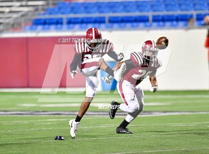 Thumbnail 1 in Greenwood vs. Pine Bluff (AAA 6A State Final) photogallery.