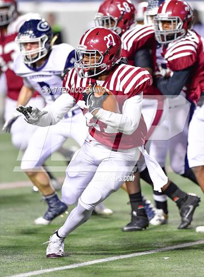 Thumbnail 2 in Greenwood vs. Pine Bluff (AAA 6A State Final) photogallery.