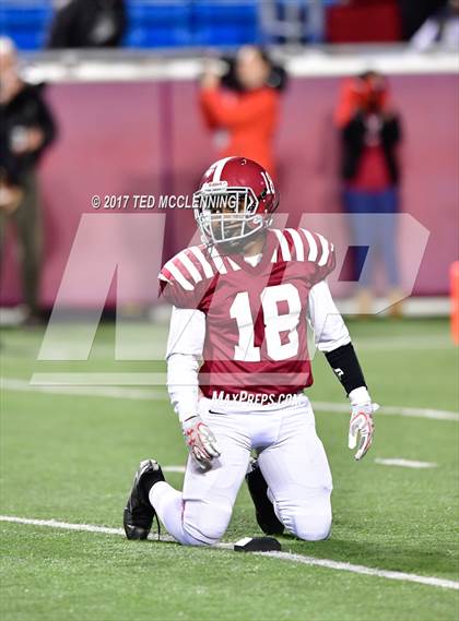 Thumbnail 2 in Greenwood vs. Pine Bluff (AAA 6A State Final) photogallery.