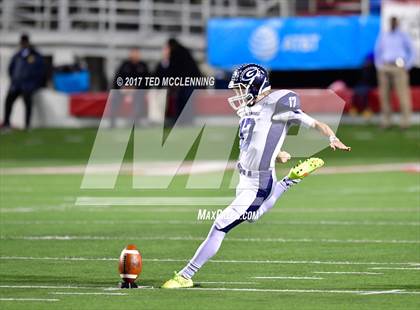 Thumbnail 1 in Greenwood vs. Pine Bluff (AAA 6A State Final) photogallery.