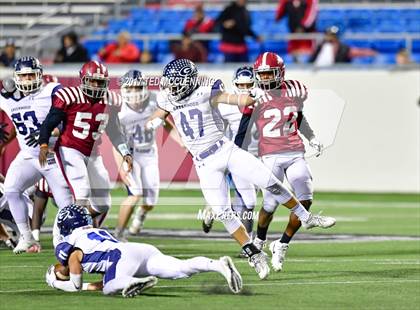 Thumbnail 1 in Greenwood vs. Pine Bluff (AAA 6A State Final) photogallery.