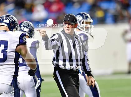 Thumbnail 2 in Greenwood vs. Pine Bluff (AAA 6A State Final) photogallery.