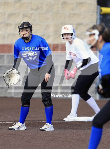 Thumbnail 2 in Grand Saline vs Wills Point photogallery.