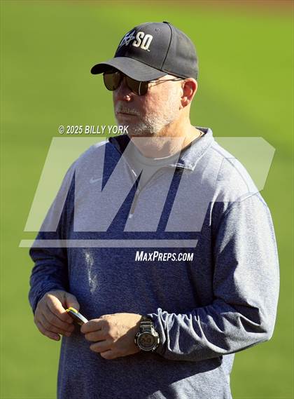 Thumbnail 3 in Grand Saline vs Wills Point photogallery.