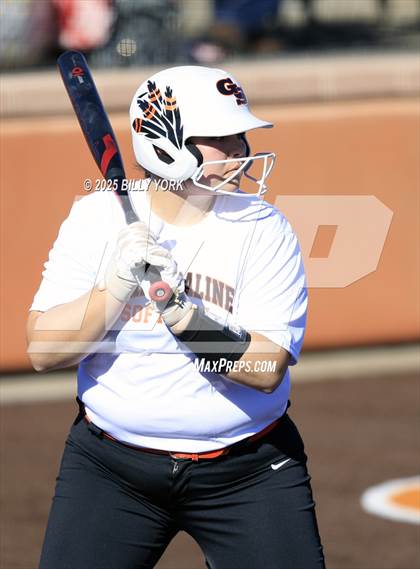 Thumbnail 2 in Grand Saline vs Wills Point photogallery.