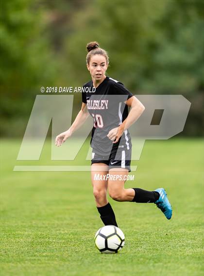 Thumbnail 1 in Needham @ Wellesley photogallery.