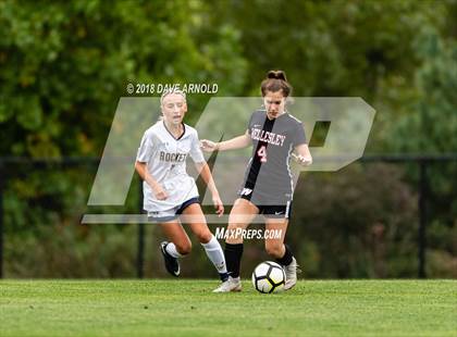 Thumbnail 1 in Needham @ Wellesley photogallery.