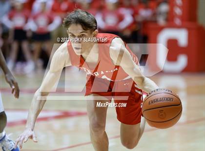 Thumbnail 2 in East St. Louis @ Centralia (IHSA Class 3A Sectional Semifinal) photogallery.