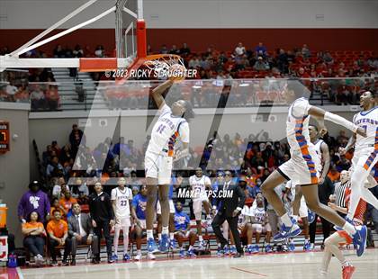 Thumbnail 1 in East St. Louis @ Centralia (IHSA Class 3A Sectional Semifinal) photogallery.