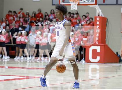 Thumbnail 2 in East St. Louis @ Centralia (IHSA Class 3A Sectional Semifinal) photogallery.