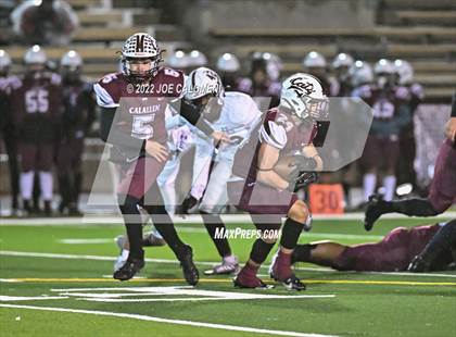 Thumbnail 1 in Davenport vs Calallen (UIL 4A Region 4 Area) photogallery.