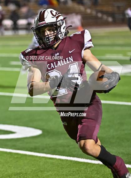 Thumbnail 3 in Davenport vs Calallen (UIL 4A Region 4 Area) photogallery.