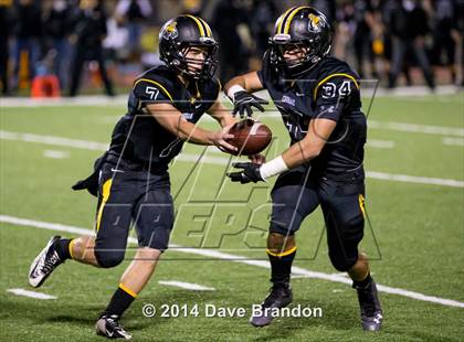 Thumbnail 1 in Ventura vs. Simi Valley (CIF SS Third Round Semifinal) photogallery.