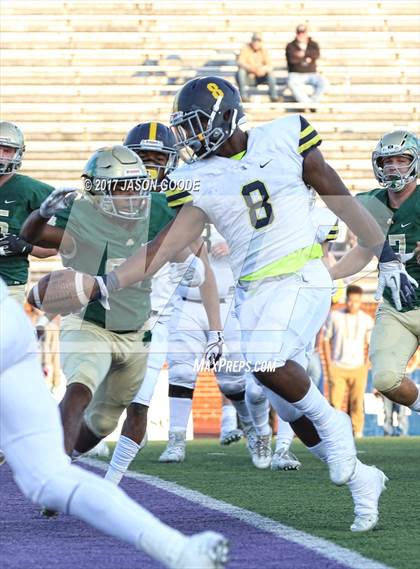 Thumbnail 2 in Notre Dame vs. Lausanne (TSSAA Division II Class AA Final) photogallery.