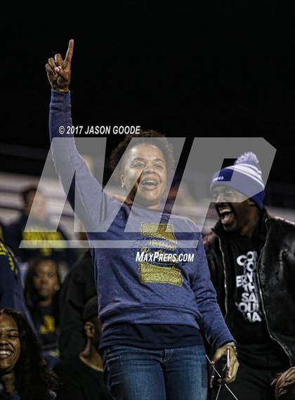 Thumbnail 1 in Notre Dame vs. Lausanne (TSSAA Division II Class AA Final) photogallery.