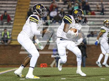 Thumbnail 1 in Notre Dame vs. Lausanne (TSSAA Division II Class AA Final) photogallery.