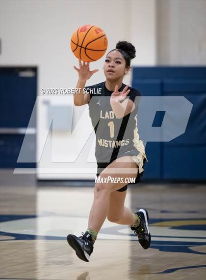Thumbnail 1 in Antelope vs Monterey Trail (Trojan Toss Up) photogallery.