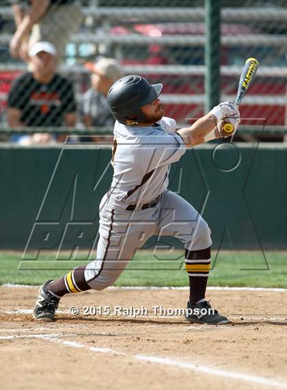 Thumbnail 3 in Yuba City vs. Elk Grove (Boras Classic North Bracket) photogallery.