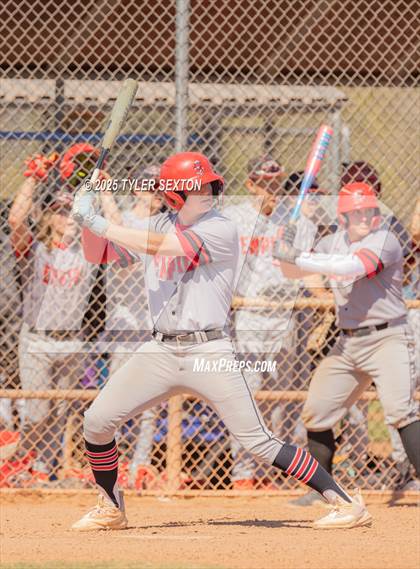 Thumbnail 3 in Mountain View vs. Empire (Lancer Classic) photogallery.
