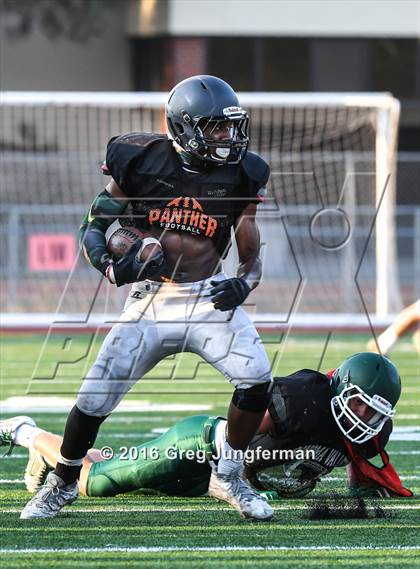 Thumbnail 3 in Sonoma Valley @ Santa Rosa (Scrimmage) photogallery.