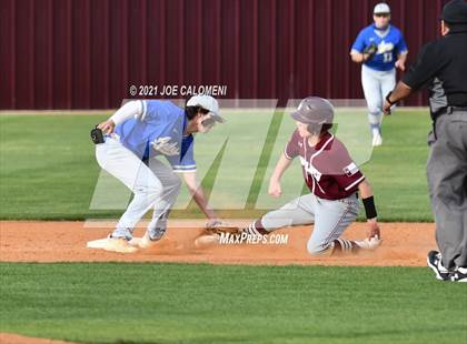 Thumbnail 2 in Davenport vs Tivy (Comal Clash Tournament) photogallery.