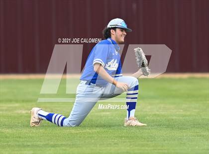 Thumbnail 2 in Davenport vs Tivy (Comal Clash Tournament) photogallery.