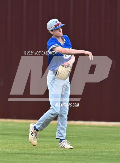 Thumbnail 2 in Davenport vs Tivy (Comal Clash Tournament) photogallery.