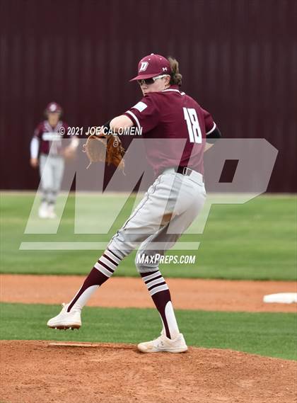 Thumbnail 3 in Davenport vs Tivy (Comal Clash Tournament) photogallery.