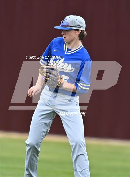 Thumbnail 3 in Davenport vs Tivy (Comal Clash Tournament) photogallery.