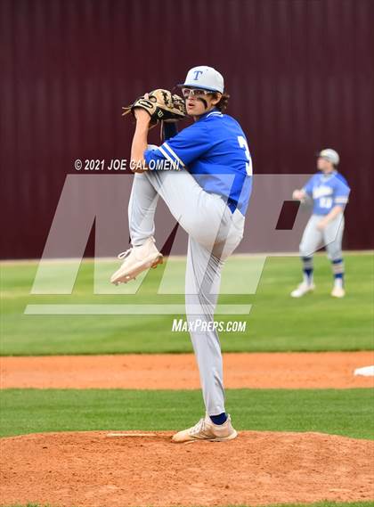 Thumbnail 1 in Davenport vs Tivy (Comal Clash Tournament) photogallery.