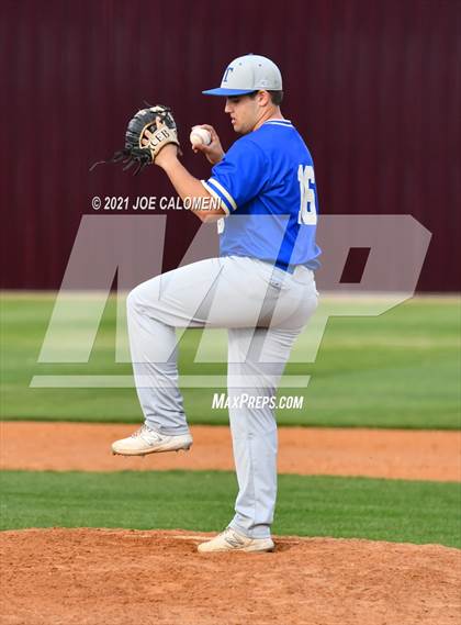 Thumbnail 3 in Davenport vs Tivy (Comal Clash Tournament) photogallery.