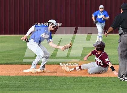 Thumbnail 1 in Davenport vs Tivy (Comal Clash Tournament) photogallery.